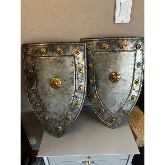 Two Decrative Metal Shields - Picture 2 of 6